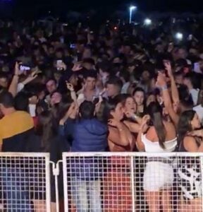 (videos)Un mar de jóvenes en la Gula Fest de Claromecó