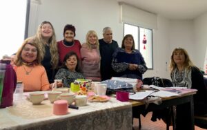 Adultos Mayores: Karina Arias dicta nuevo taller de Radioteatro