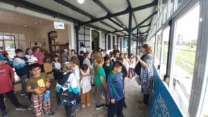 Continúan las visitas de establecimientos educativos al Centro Cultural La Estación