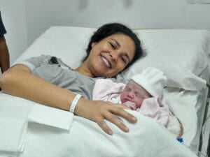 Lara es la primera bebé del año en Tres Arroyos