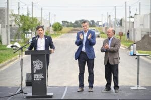 Kicillof inauguró obras de pavimentación y una nueva estación transformadora en Coronel Suárez