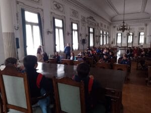Alumnos de primaria del Colegio Holandés visitaron el Concejo Deliberante