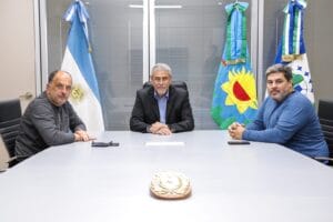 El intendente Garate firmó convenio con Conte-Grand y se reunió con Ferraresi