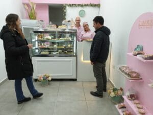 Nidia Monsalve ofrece “momentos dulces” en su pastelería
