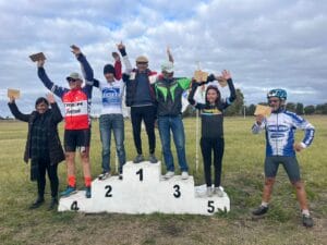 Ciclismo en Tres Arroyos: Gran éxito y destacada participación