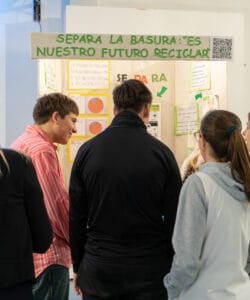 San Cayetano: Se concretó la Feria Distrital de Ciencia