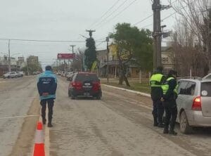 Operativos de control vehicular al ingreso de Claromecó