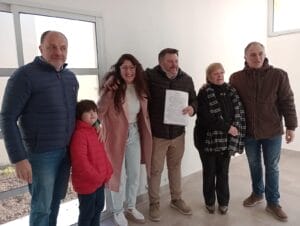 El intendente Pablo Garate entregó cinco viviendas en Ameghino y Talcahuano (video)