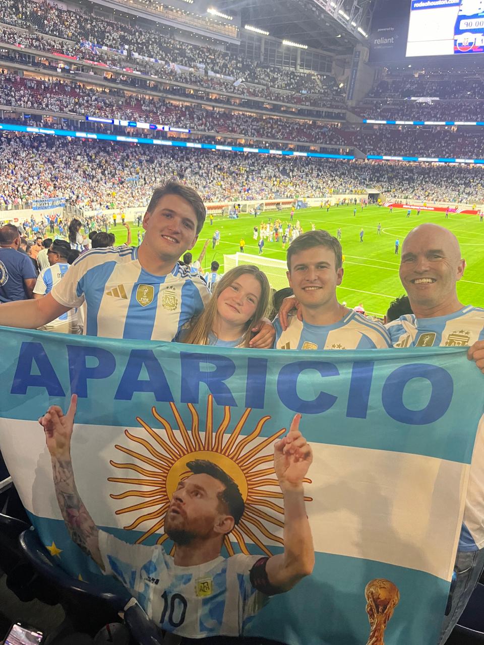 Familia de Aparicio disfrutó la obtención de la Copa América en Miami
