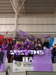 (video) Fiesta del Color: La Secundaria 2 ganó las pruebas en el Polideportivo