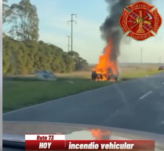 Claromecó: Se incendió una Ecosport a la vera de la ruta 73, en zona rural