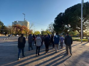 Rezo del Santo Rosario en la plaza San Martín