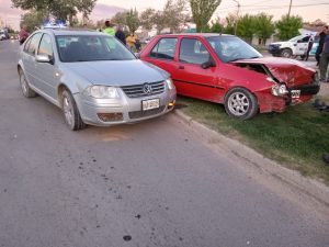 Choque sin heridos en Isabel la Católica y Ameghino