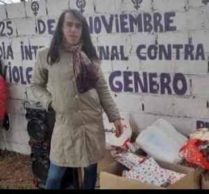 Juana Villareal colecta solidariamente juguetes para regalar a en Navidad