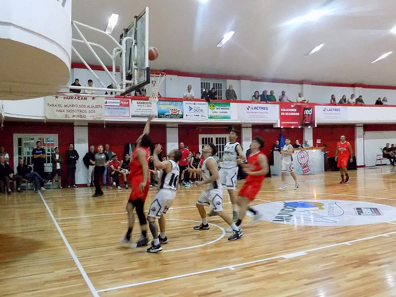 Básquet Pre Federal: Buen triunfo de Huracán sobre Estudiantes