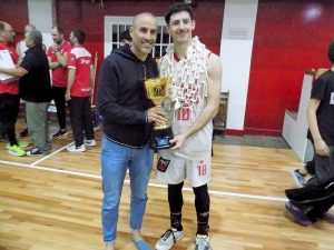 (videos)Básquet: Huracán Campeón del Año. 25 títulos oficiales