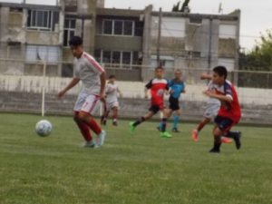 Fútbol: Perdió el sub -13 de Huracán