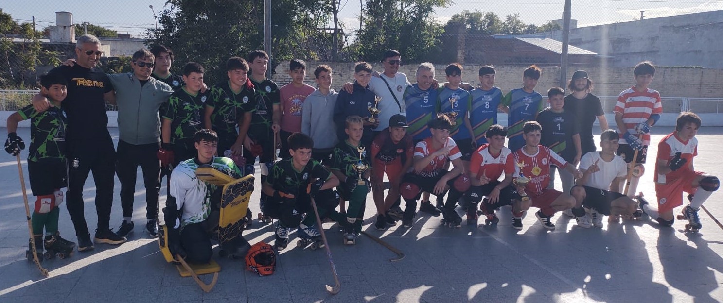 Hockey sobre patines: Huracán campeón de la Liga de la Costa en Juveniles