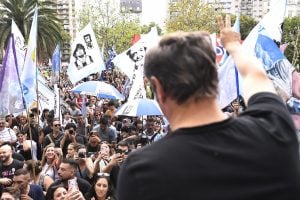 Kicillof participó de la marcha por el Día Nacional de la Memoria por la Verdad y la Justicia