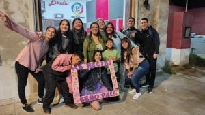 Paulina y Mariela se recibieron de Profesoras de Educación Primaria