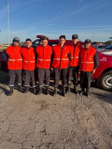 Bomberos de Tres Arroyos continúan colaborando en Bahía Blanca